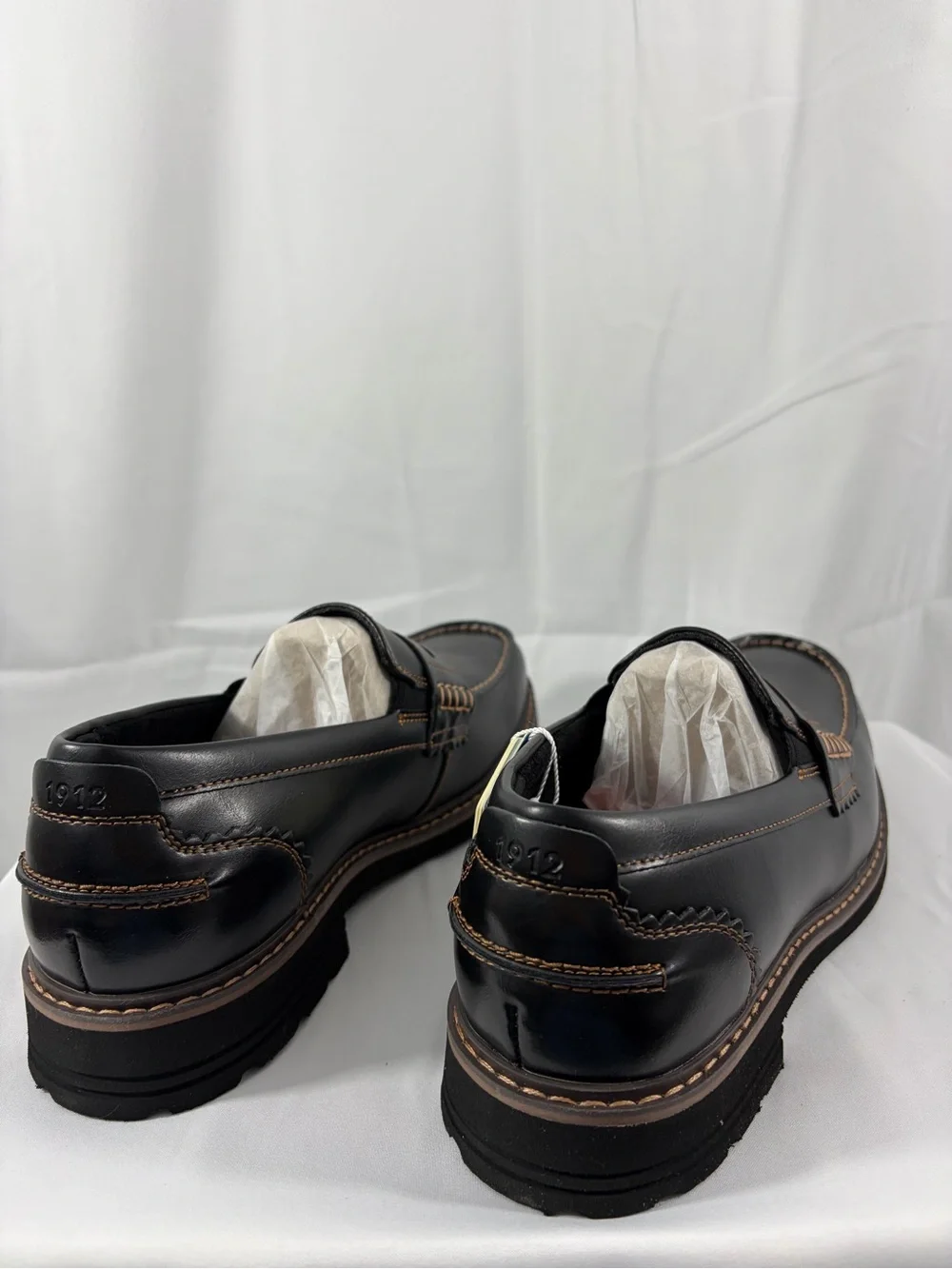 NWT Nunn Bush Men's Size 8 Black Penny Loafers with Contrast Stitching
